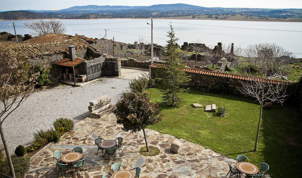 Hotel Rural Salvatierra Salvatierra de Tormes ภายนอก รูปภาพ